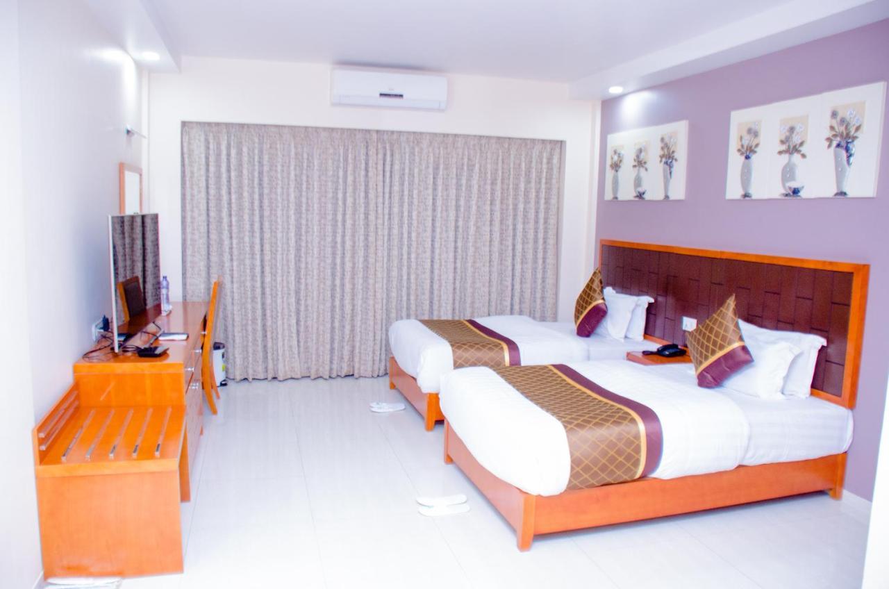 Hotel Platinum Kinshasa Eksteriør billede