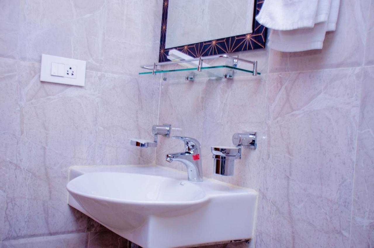 Hotel Platinum Kinshasa Eksteriør billede