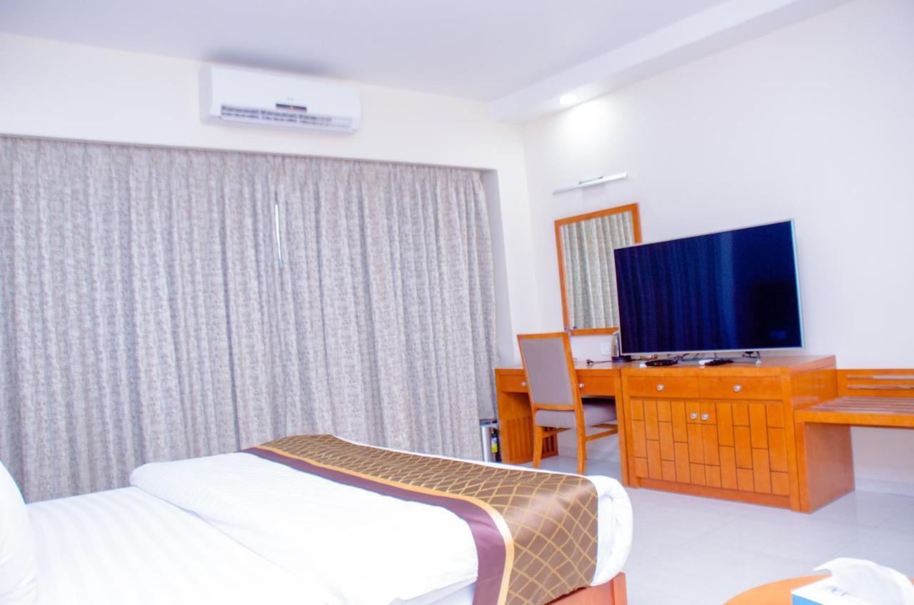 Hotel Platinum Kinshasa Eksteriør billede