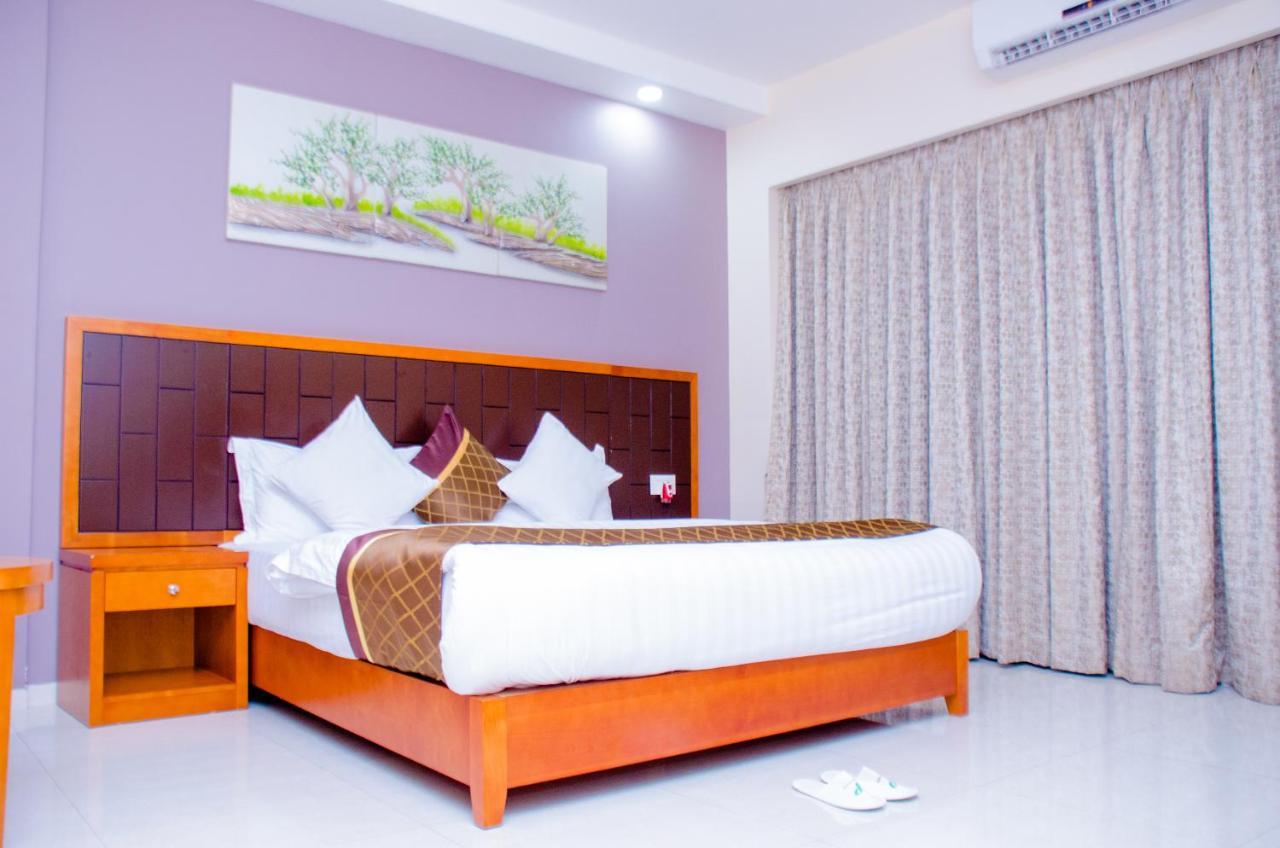 Hotel Platinum Kinshasa Eksteriør billede