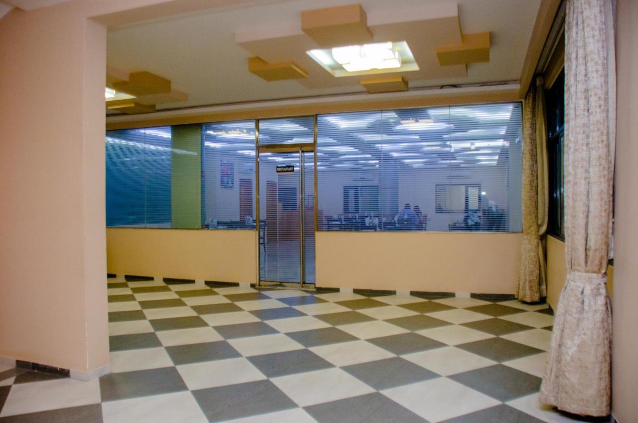Hotel Platinum Kinshasa Eksteriør billede