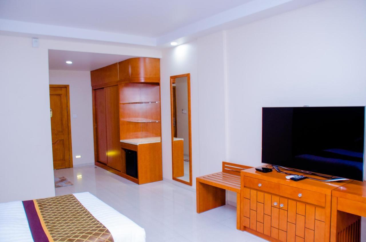Hotel Platinum Kinshasa Eksteriør billede